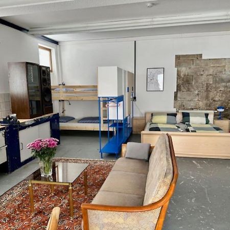 Wohnen In Der Alten Werkstatt Heilbronn Exterior foto